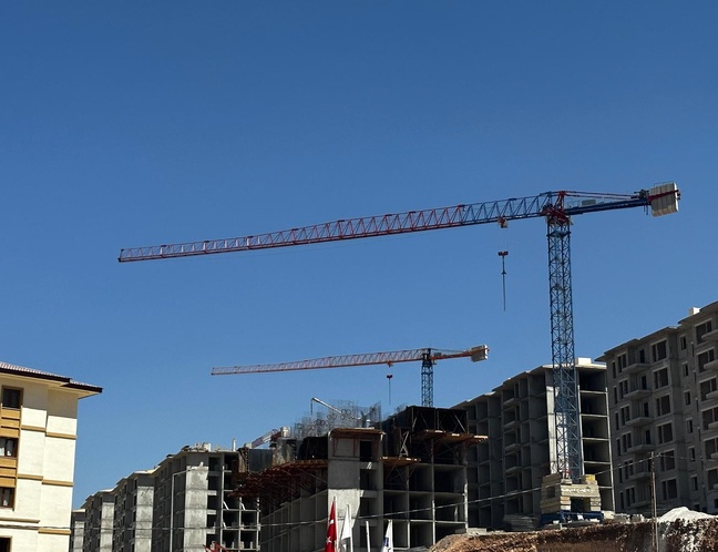 Projenize Uygun Kule Vinç Modeli Nasıl Belirlenir?