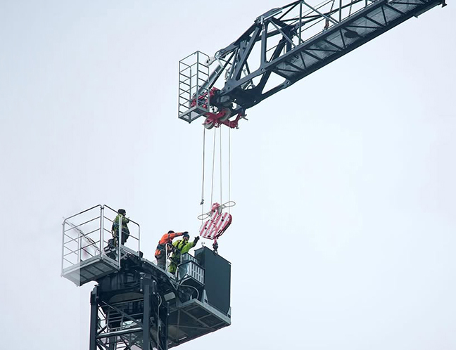 Kule Vinç Seçim Rehberi: Projenize En Uygun Raimondi Vinç Kapasitesini Nasıl Belirlersiniz?